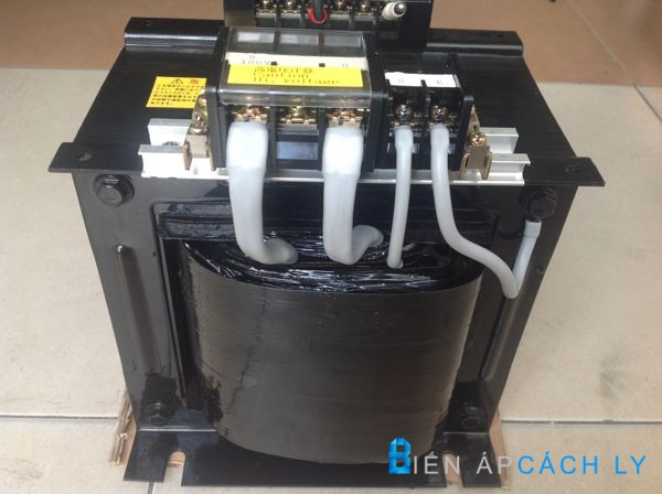 Cáp âm thanh | Phụ kiện âm thanh cao cấp chính hãng |