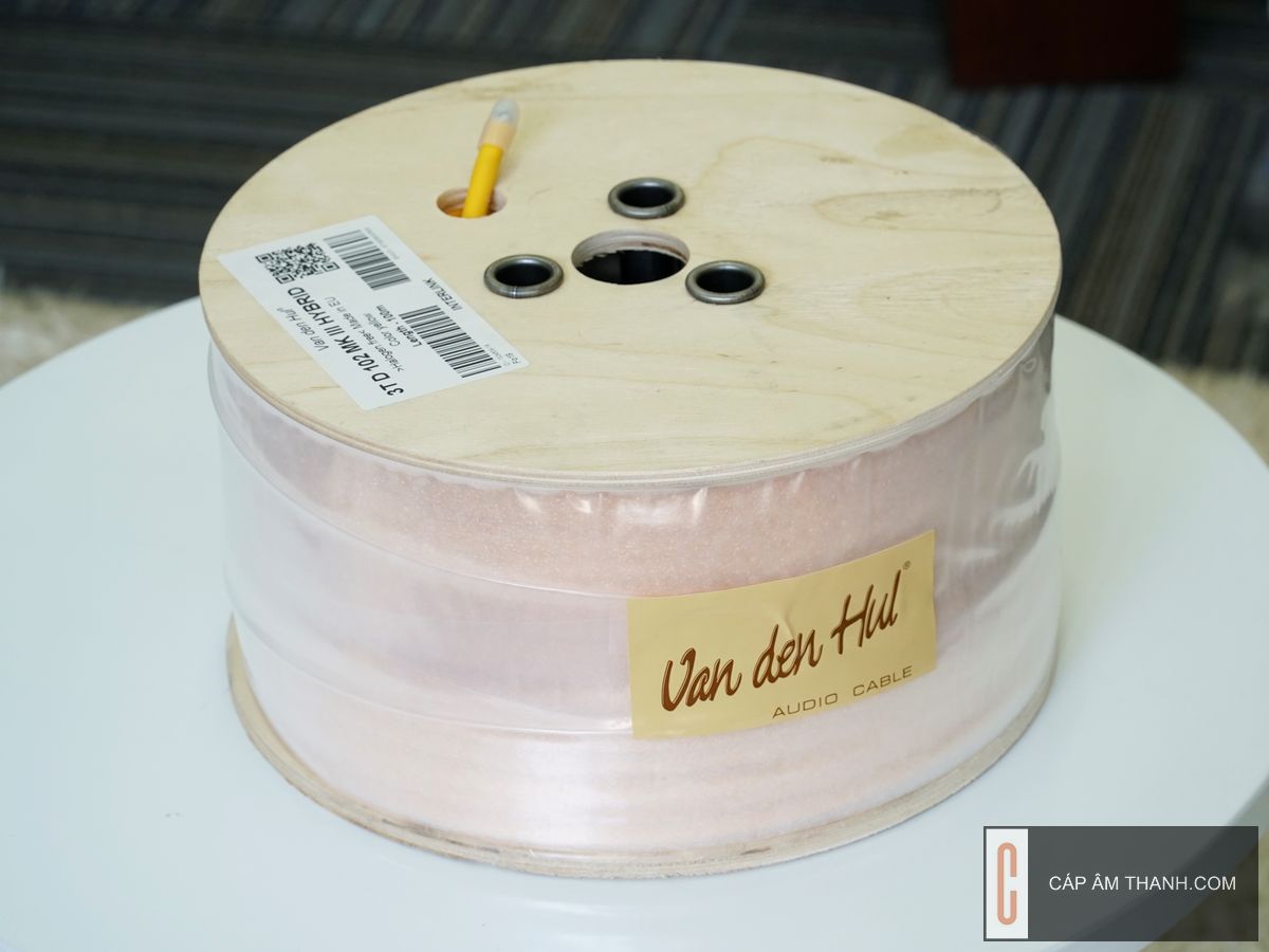 Cáp âm thanh | Phụ kiện âm thanh cao cấp chính hãng |