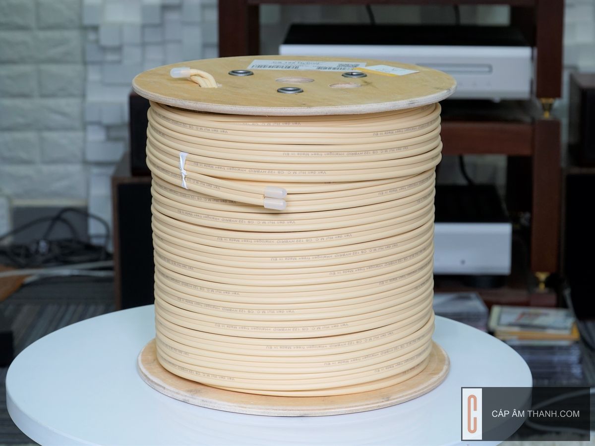 Cáp âm thanh | Phụ kiện âm thanh cao cấp chính hãng |