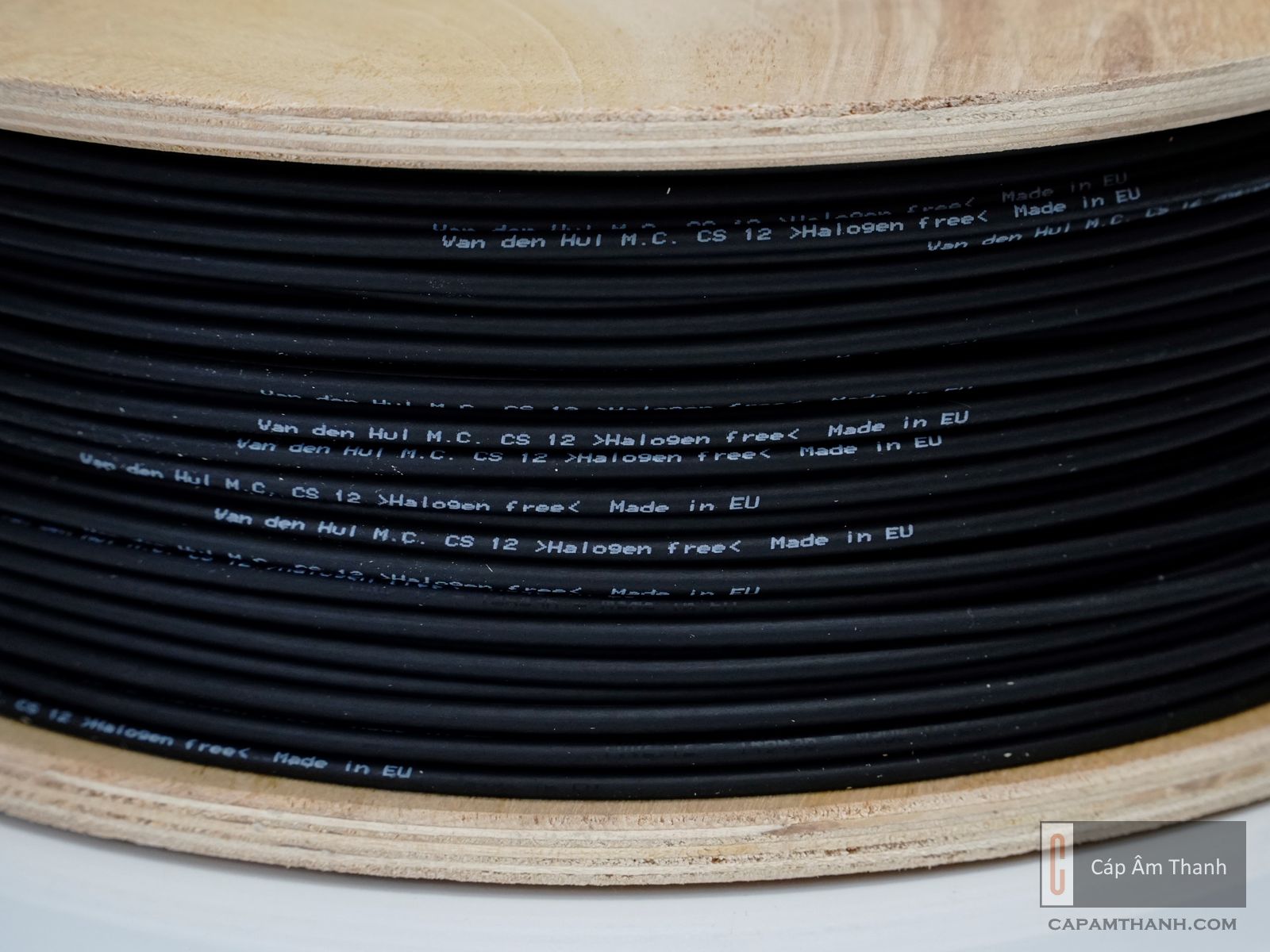 Cáp âm thanh | Phụ kiện âm thanh cao cấp chính hãng |