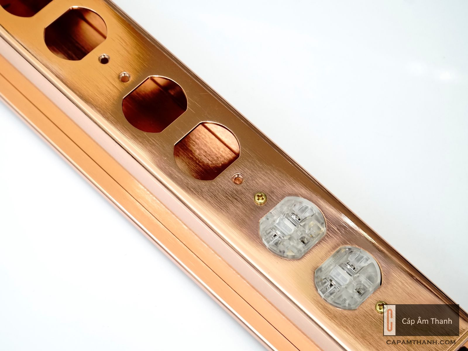 Cáp âm thanh | Phụ kiện âm thanh cao cấp chính hãng |